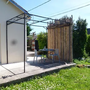https://maison-ustou46.midi-pyreneeshotels.com