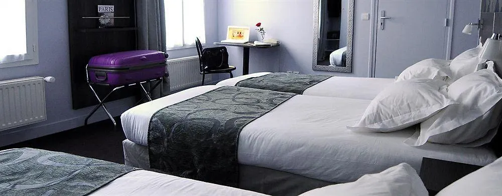 **  Hotel Garden Saint Martin à Paris France